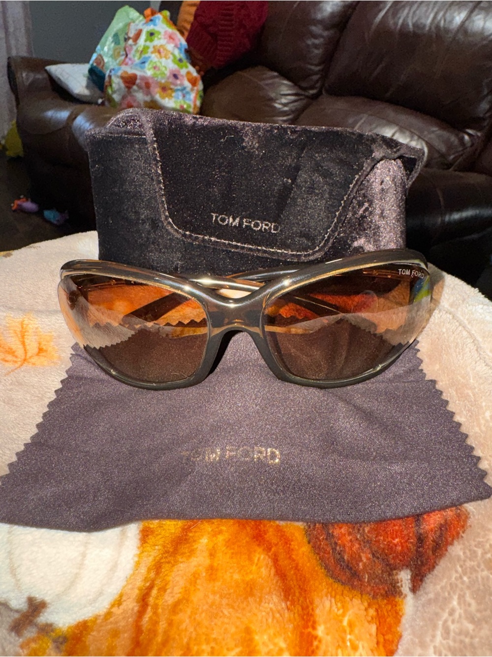 Tom Ford Jennifer Butterfly Sunglasses TF8 692 w/ Case